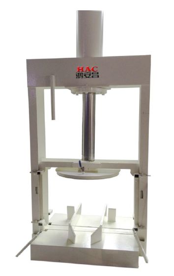 液壓出料機(jī)在液壓器材領(lǐng)域的應(yīng)用與優(yōu)勢